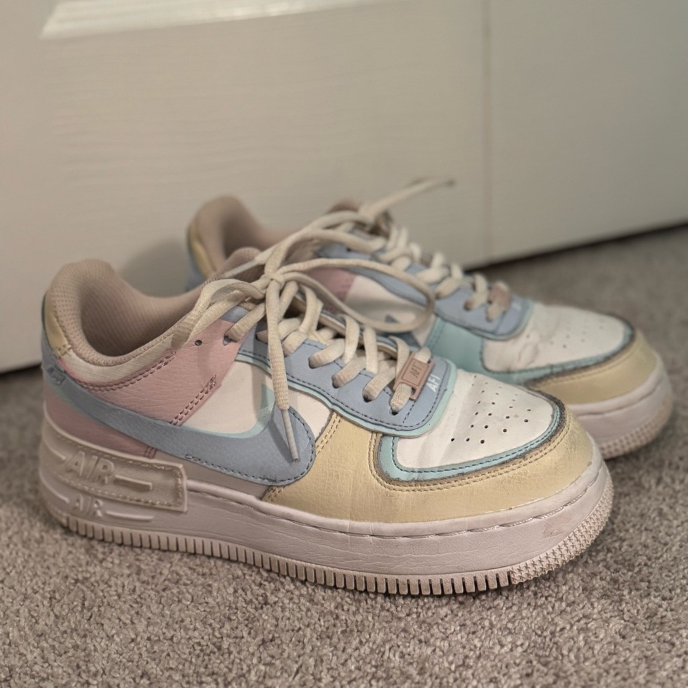 Nike Air Force 1 Pastel Sneakers